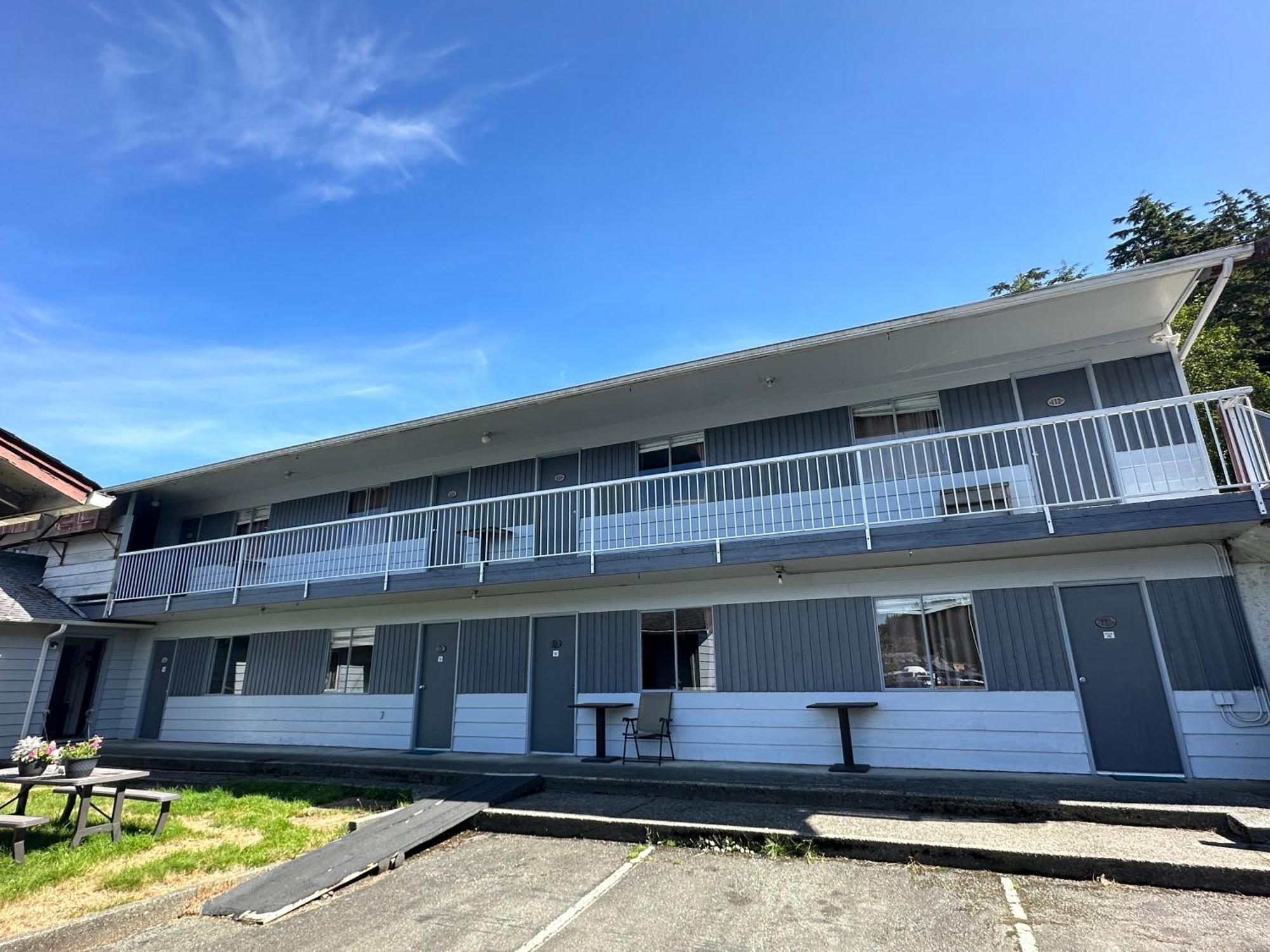 Island West Resort-motel Motel