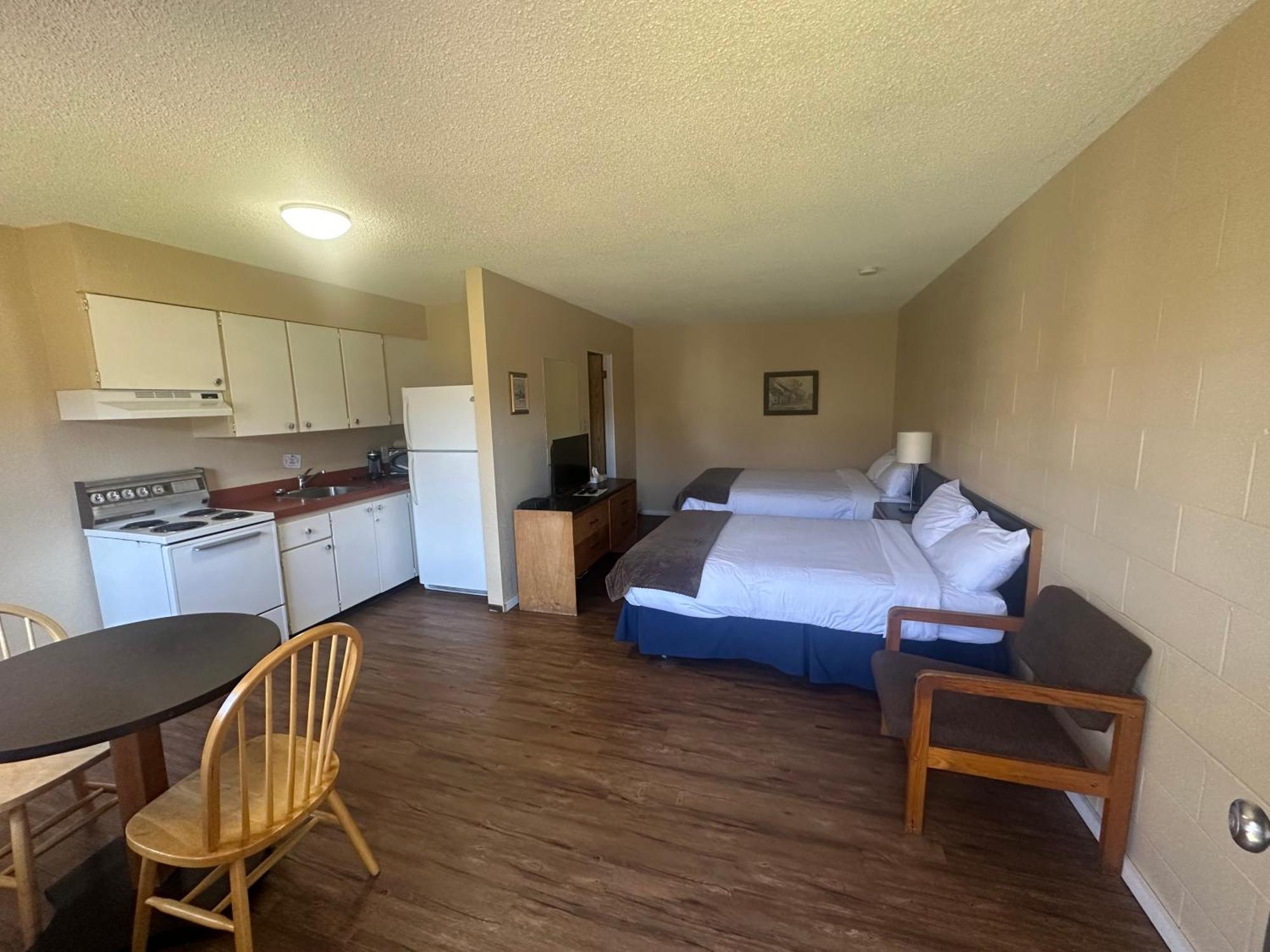 Motel Island West Resort-motel 2*